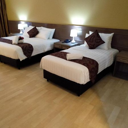 Hotel Temu Primula Kampong Seberang Timor Exterior foto
